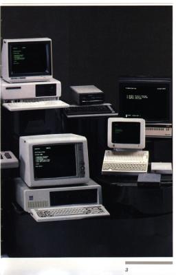 [CompuServe IntroPak page 3/44 
CompuServe compatible hardware (2/3)]